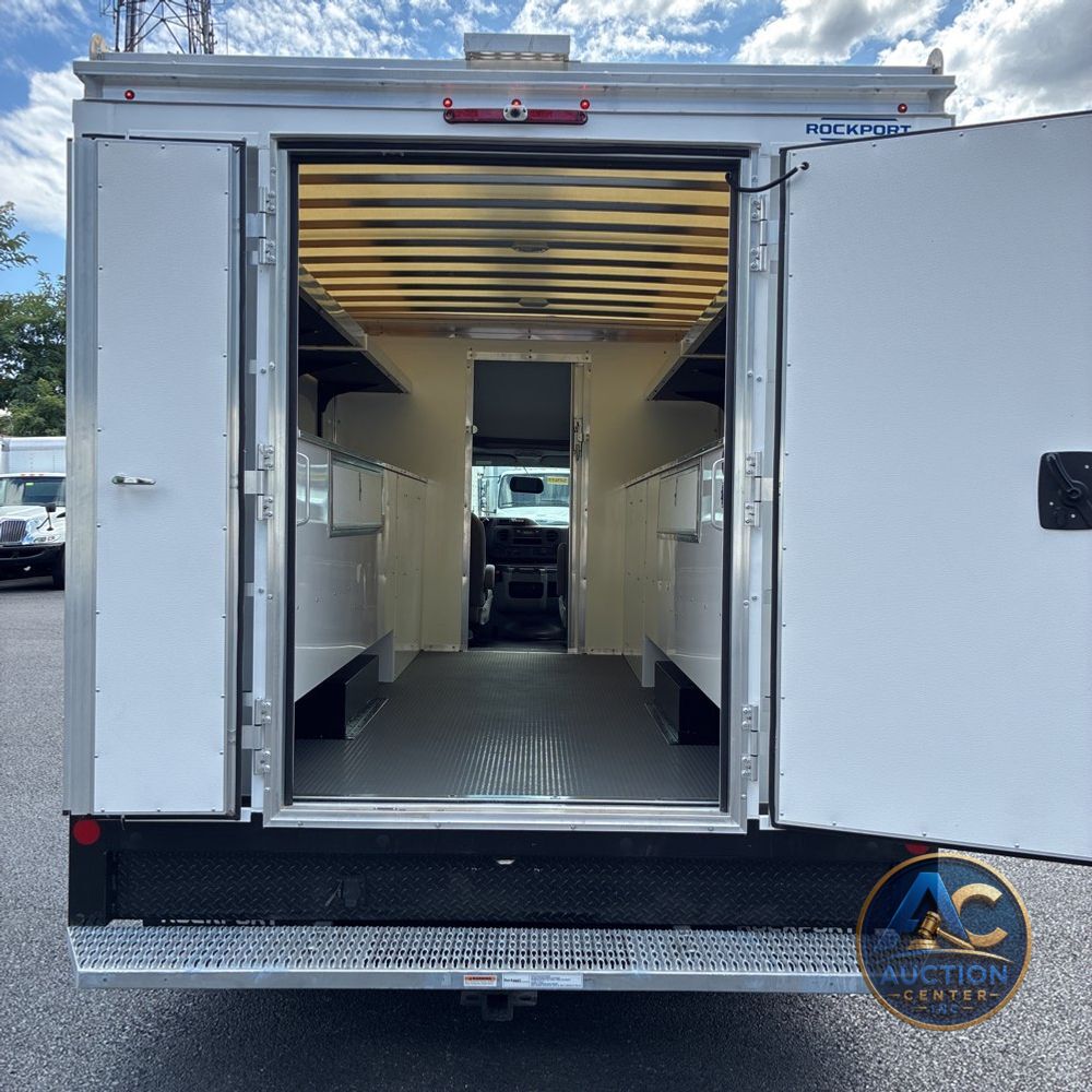 2025 Ford Commercial Vans E450
