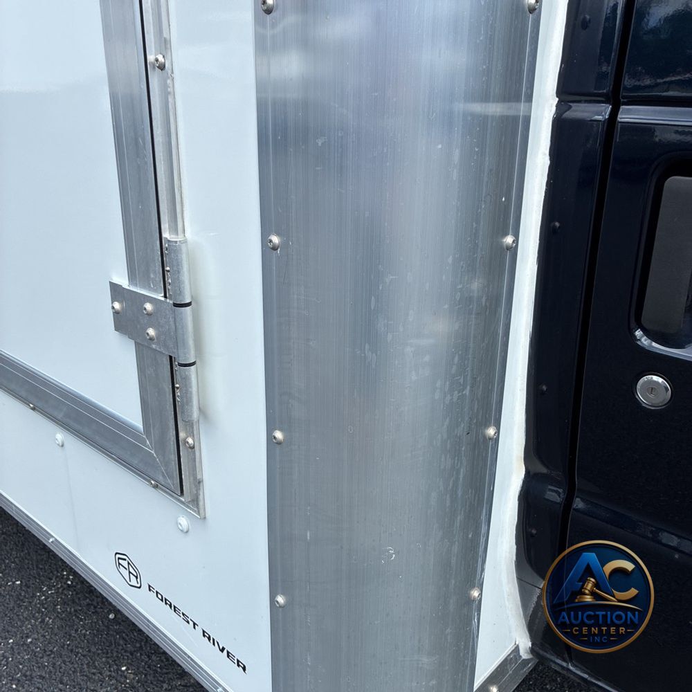 2025 Ford Commercial Vans E450