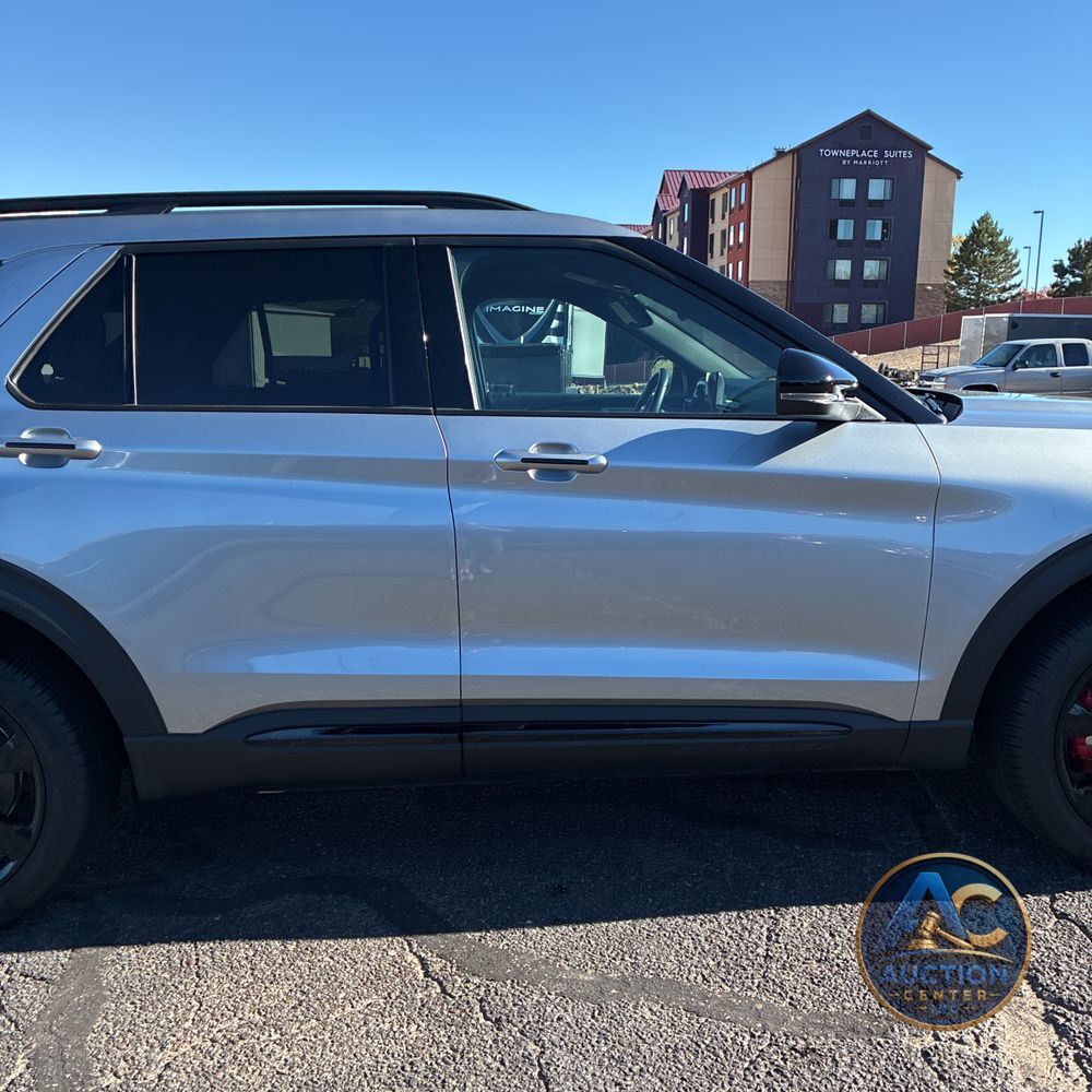 2024 Ford Explorer ST