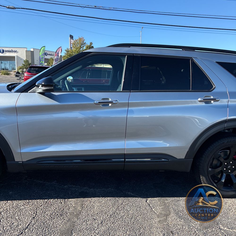 2024 Ford Explorer ST
