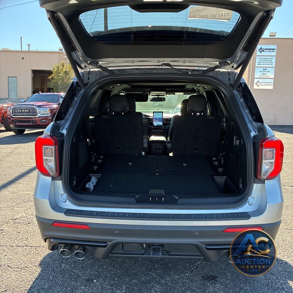 2024 Ford Explorer ST