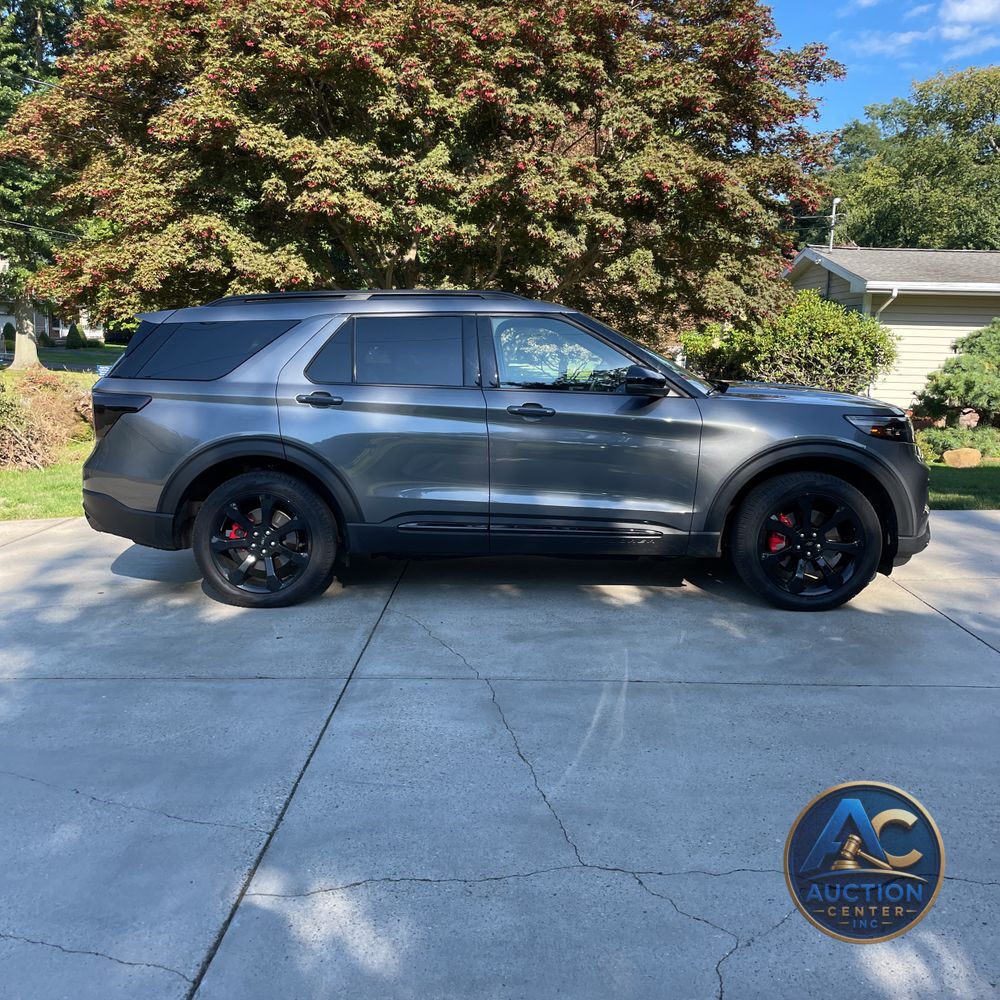 2024 Ford Explorer ST