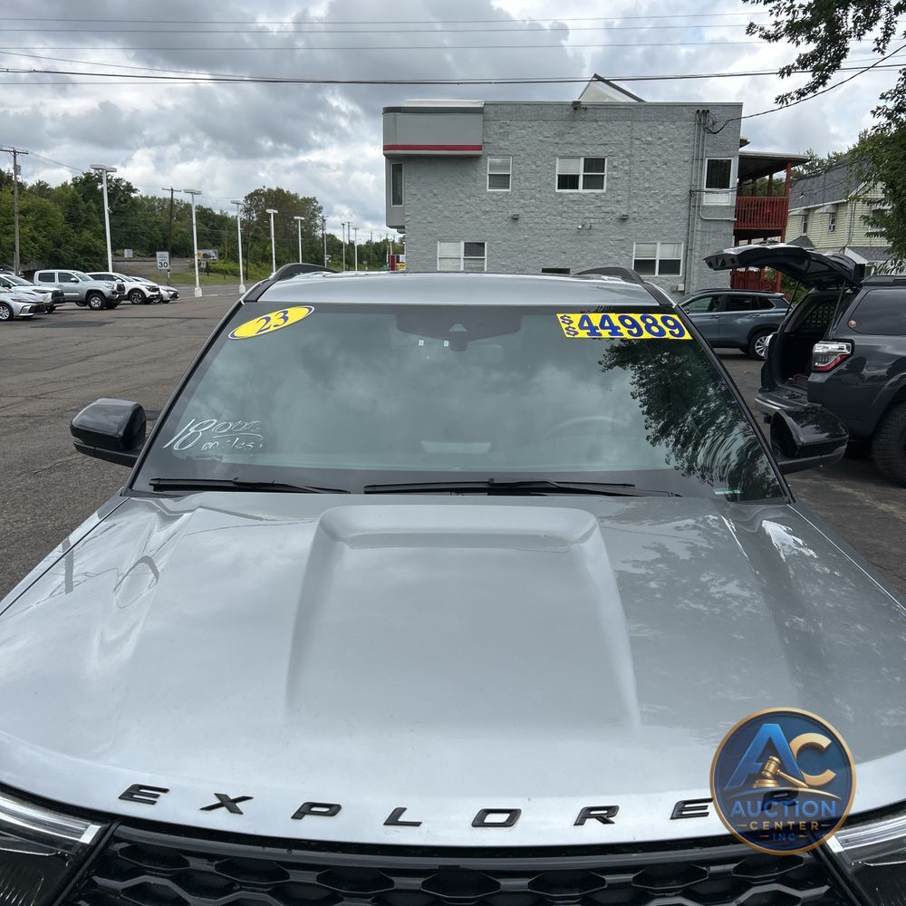 2023 Ford Explorer ST