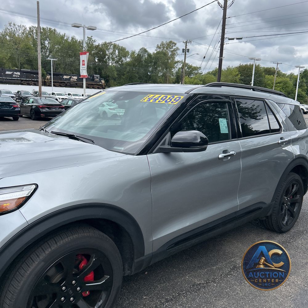 2023 Ford Explorer ST