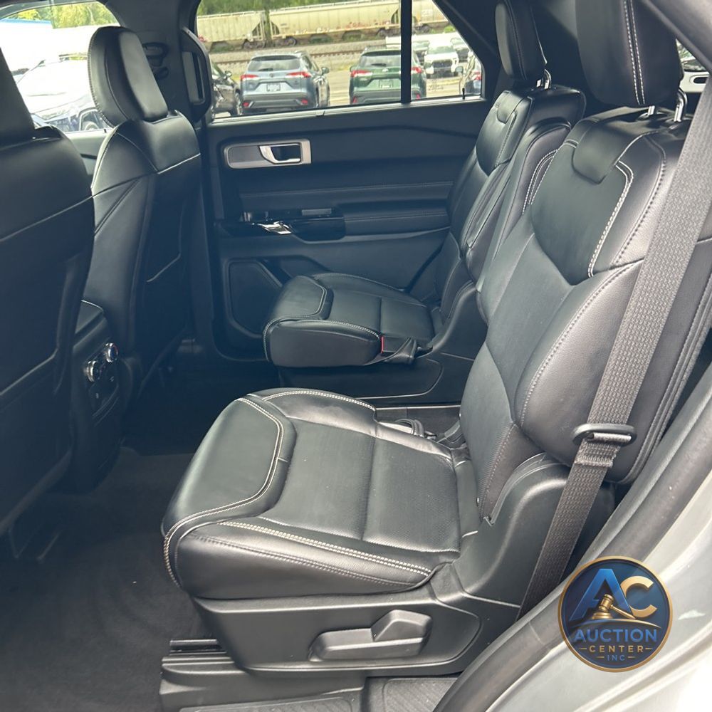 2023 Ford Explorer ST