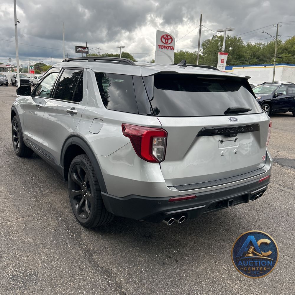 2023 Ford Explorer ST