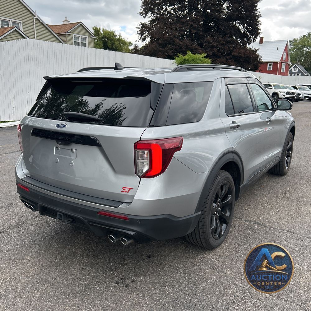 2023 Ford Explorer ST