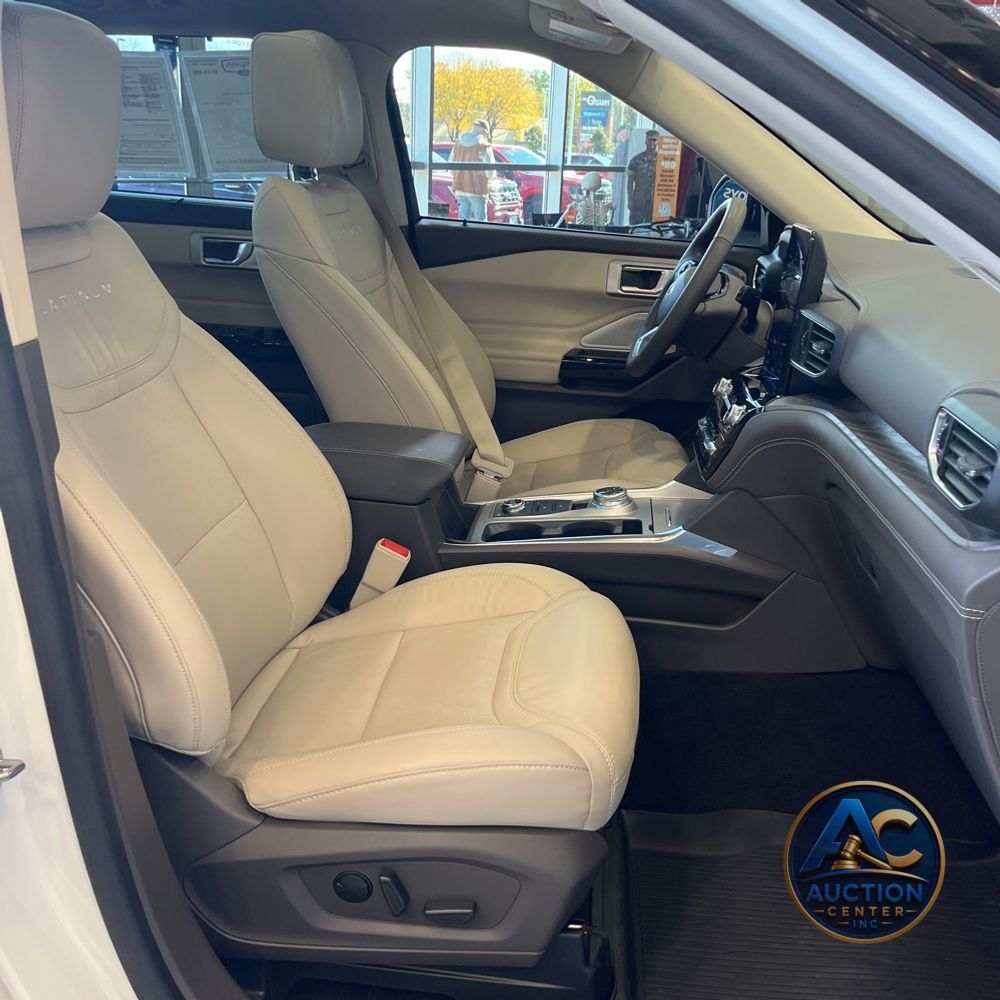 2022 Ford Explorer Platinum