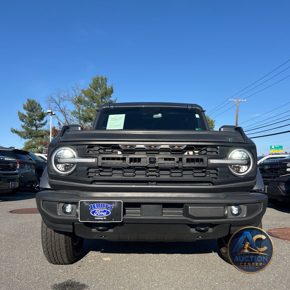 2024 Ford Bronco Outer Banks