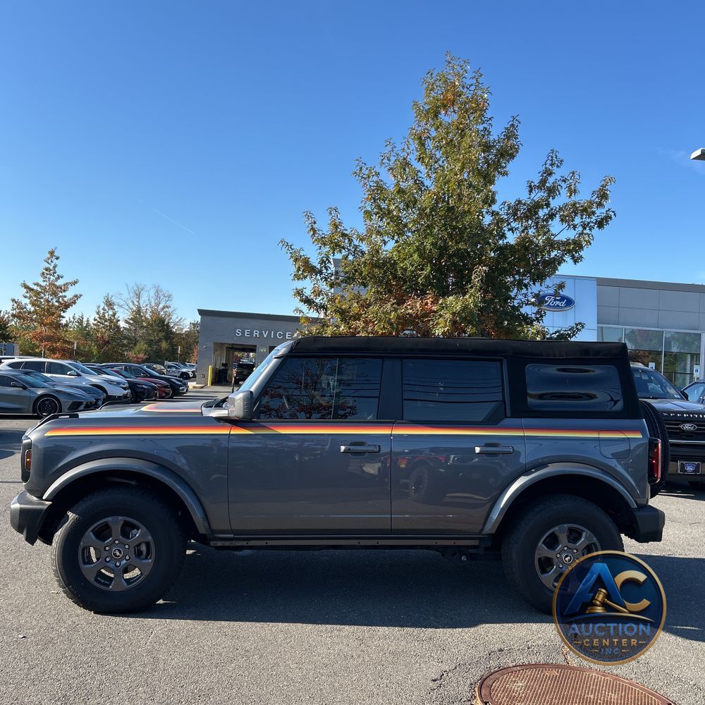 2024 Ford Bronco Outer Banks