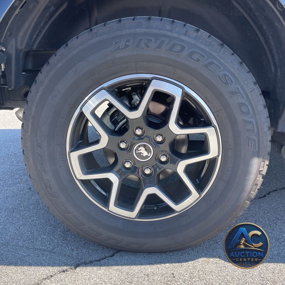 2024 Ford Bronco Outer Banks