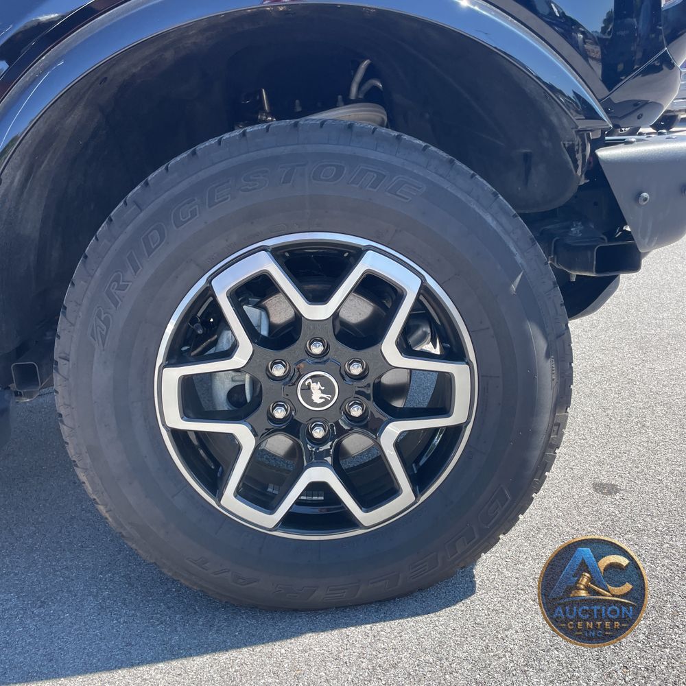 2024 Ford Bronco Outer Banks