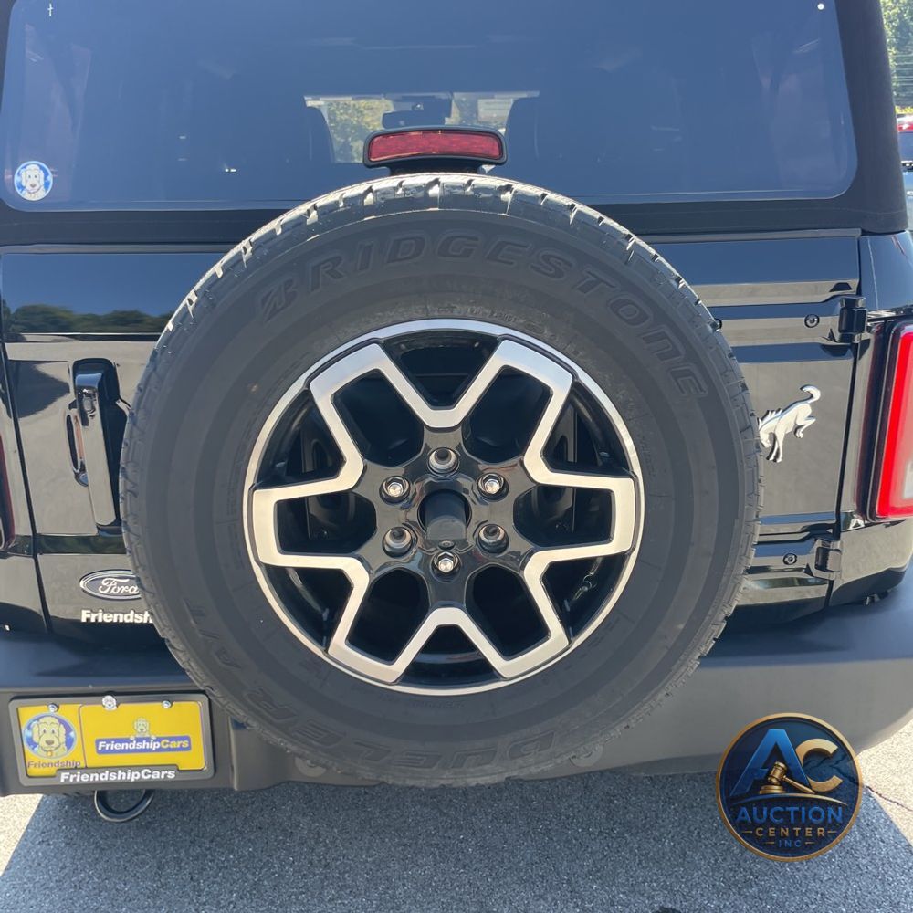 2024 Ford Bronco Outer Banks