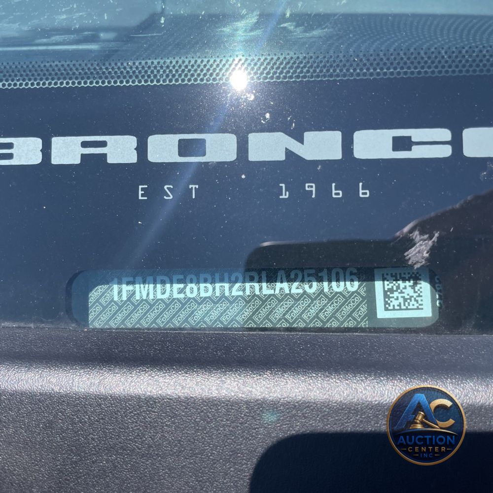 2024 Ford Bronco Outer Banks
