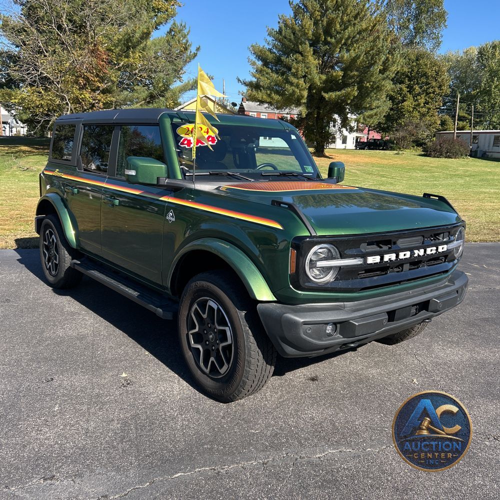 2024 Ford Bronco Outer Banks