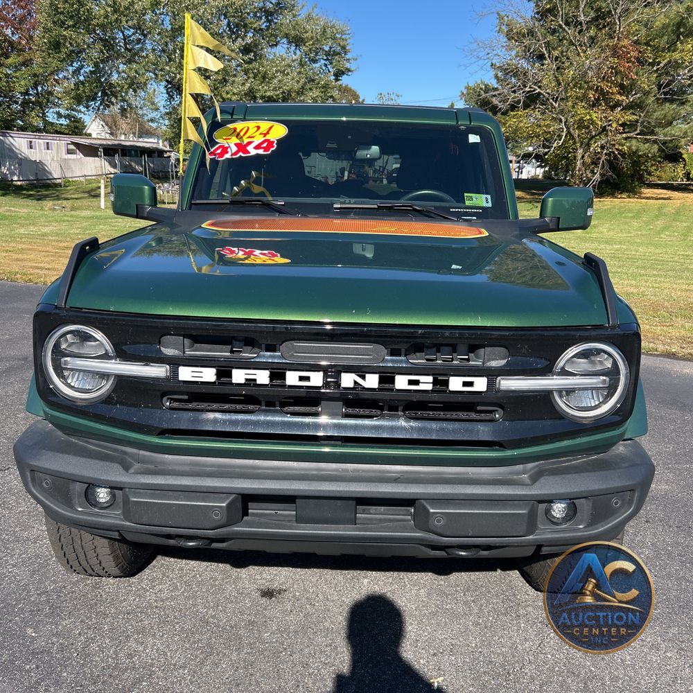 2024 Ford Bronco Outer Banks