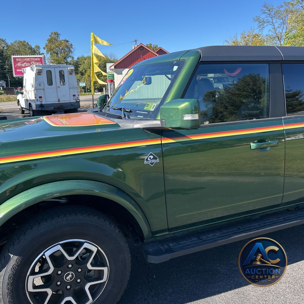 2024 Ford Bronco Outer Banks