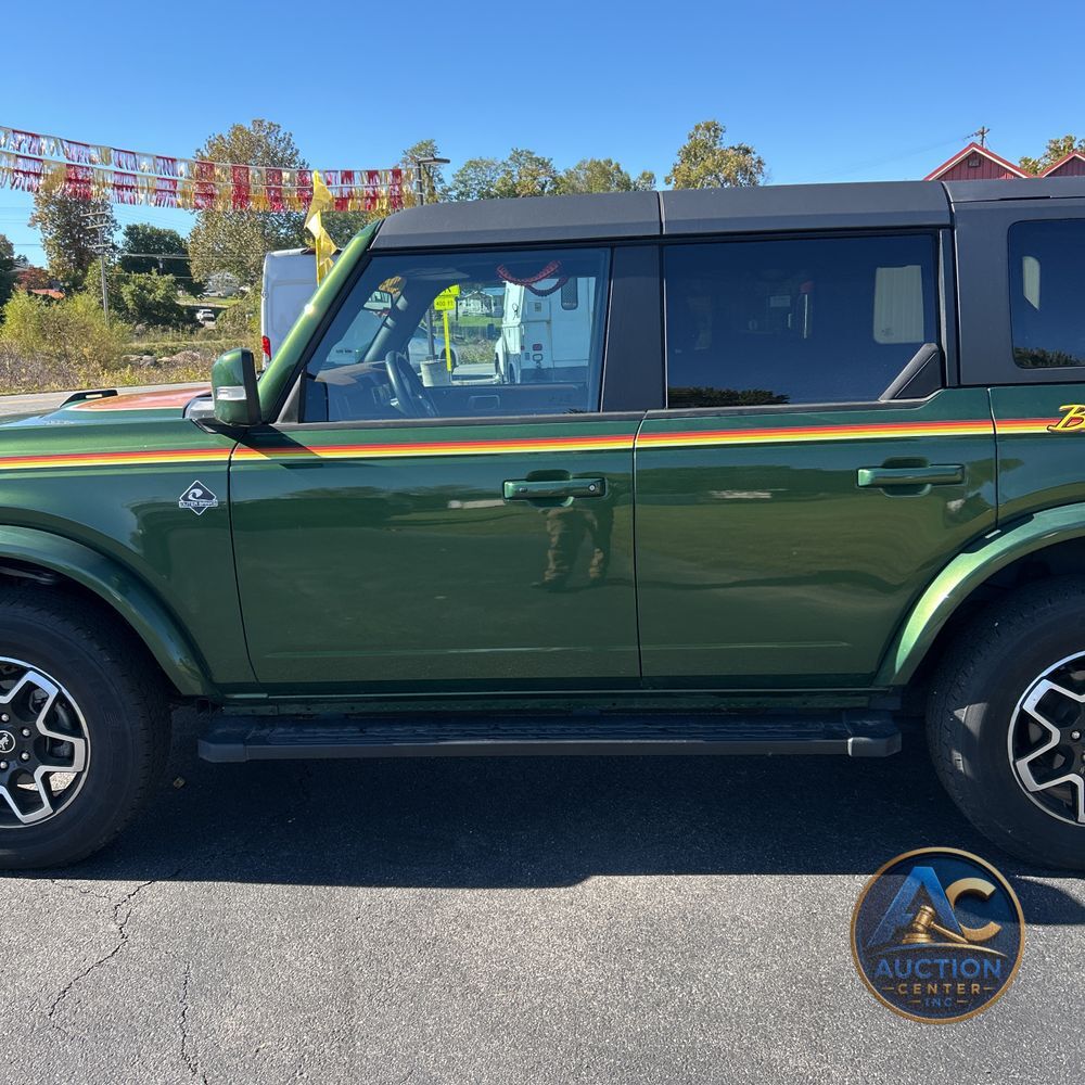 2024 Ford Bronco Outer Banks