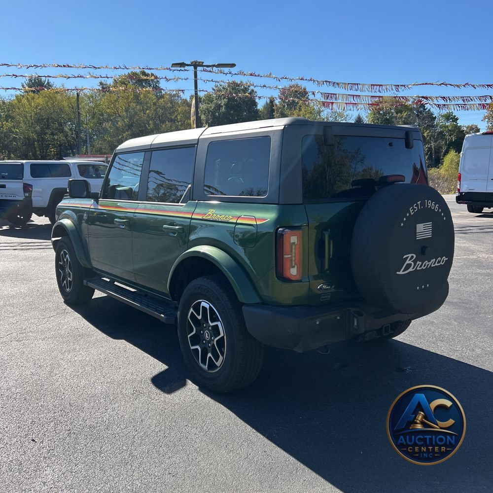 2024 Ford Bronco Outer Banks