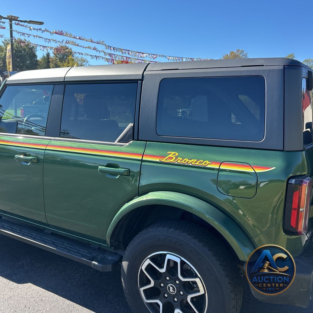 2024 Ford Bronco Outer Banks