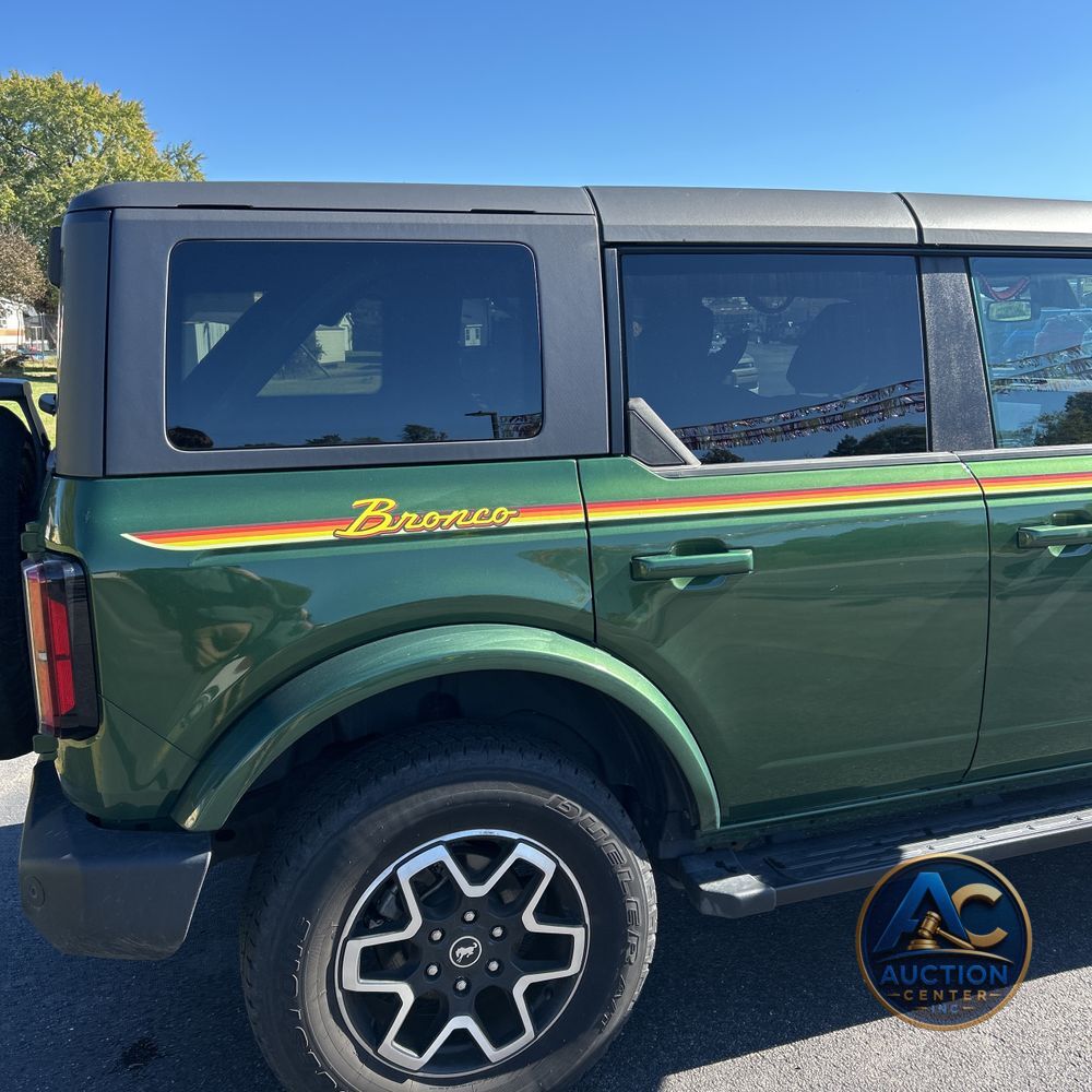 2024 Ford Bronco Outer Banks