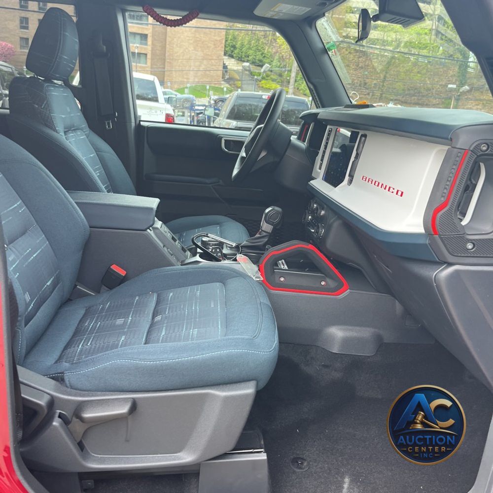 2025 Ford Bronco Heritage Edition