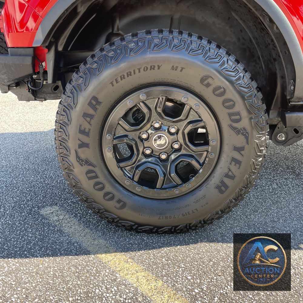 2023 Ford Bronco Badlands Advanced