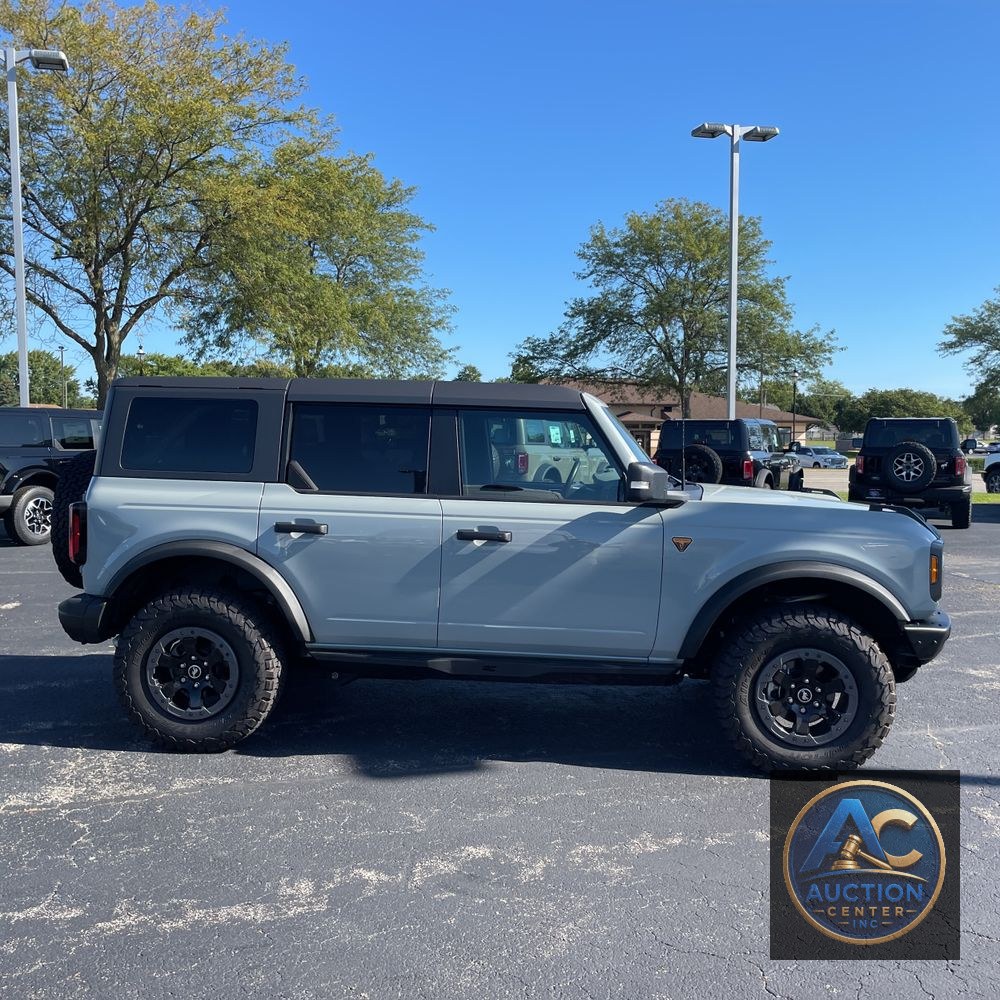 2022 Ford Bronco Badlands Advanced