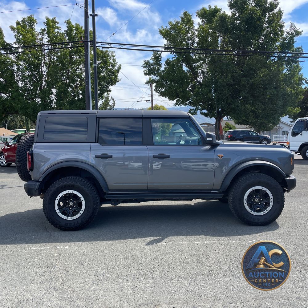 2022 Ford Bronco Badlands Advanced