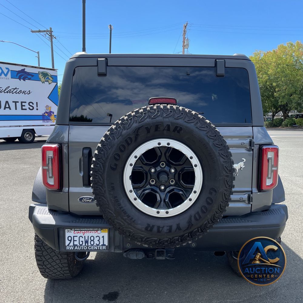 2022 Ford Bronco Badlands Advanced