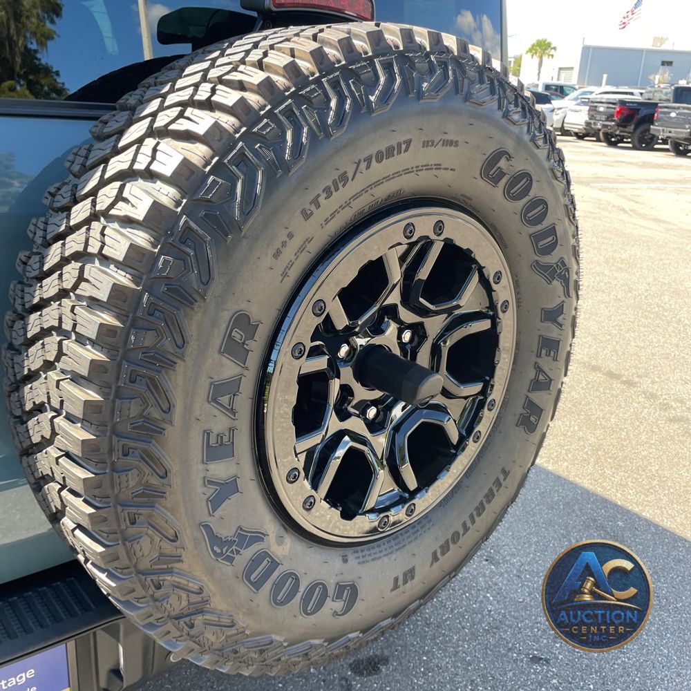 2021 Ford Bronco First Edition Advanced