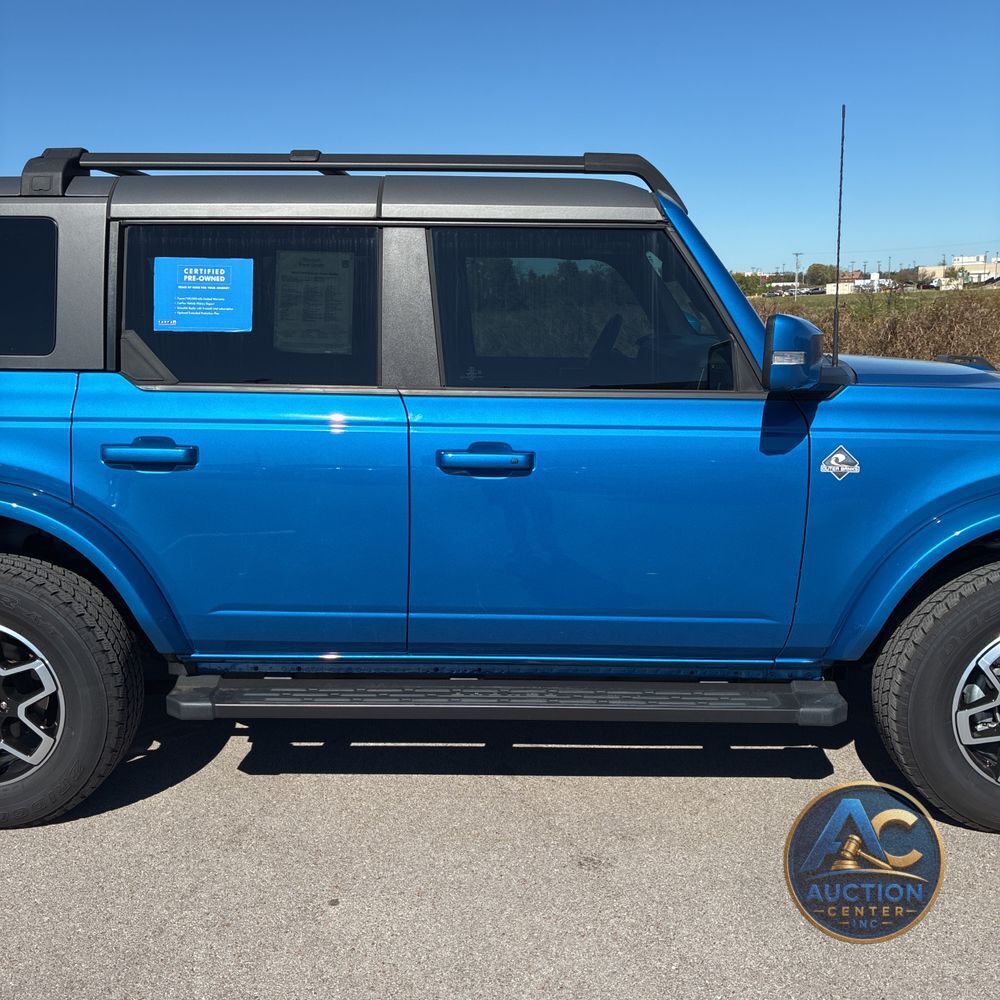 2024 Ford Bronco Outer Banks