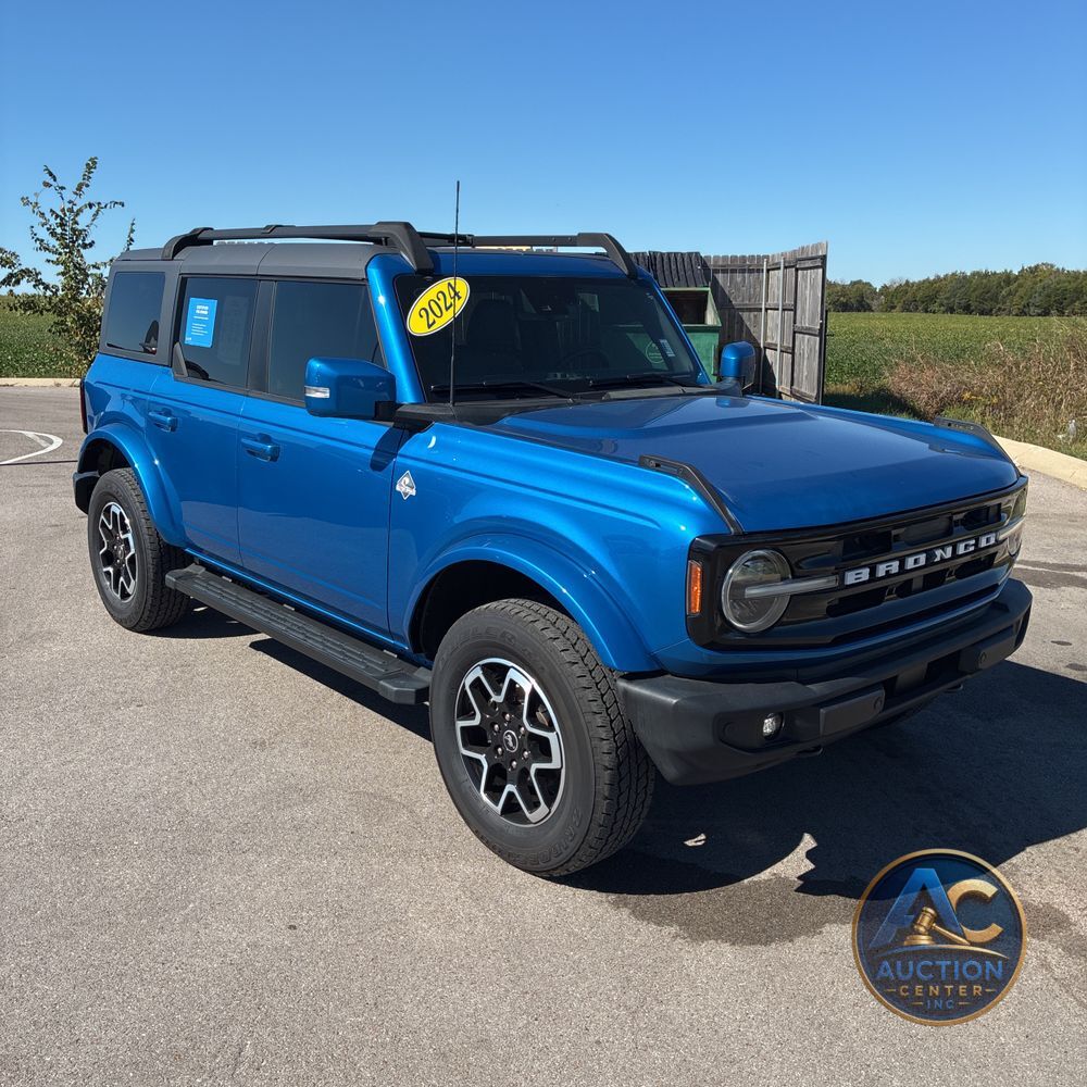 2024 Ford Bronco Outer Banks