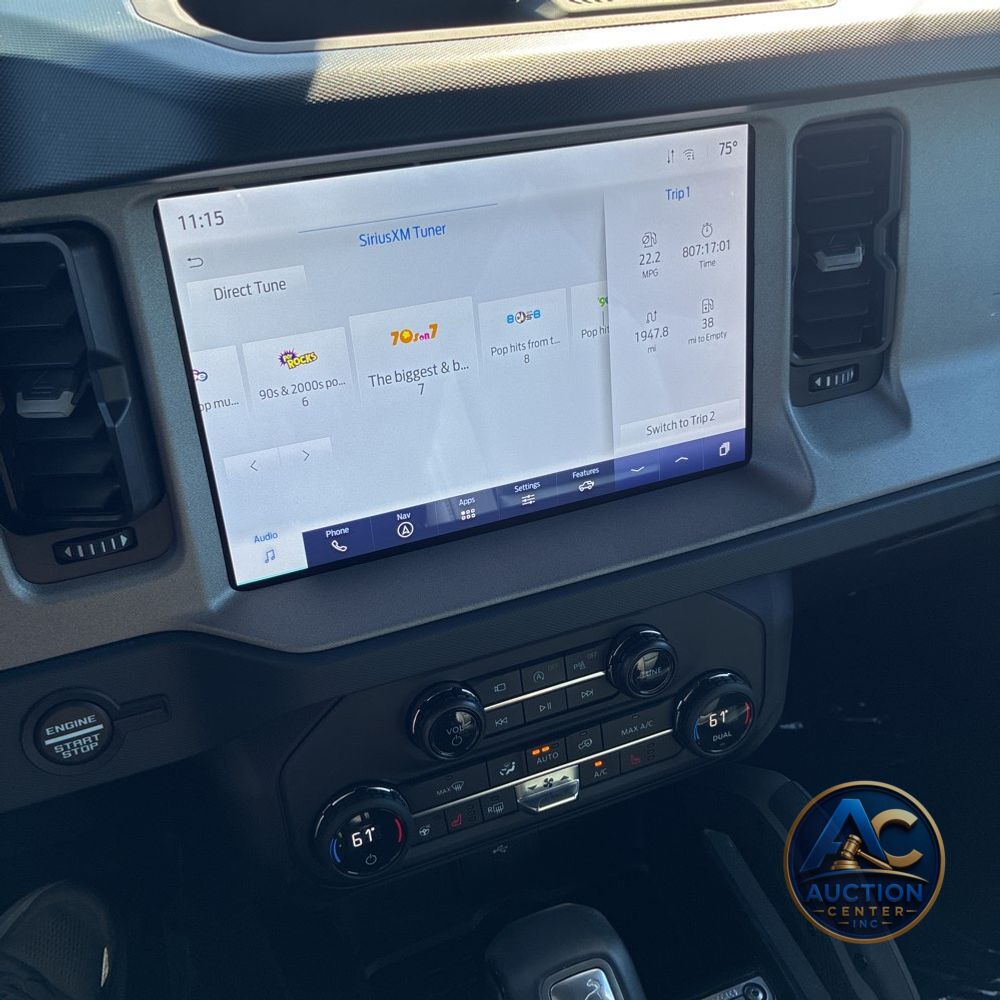 2024 Ford Bronco Outer Banks