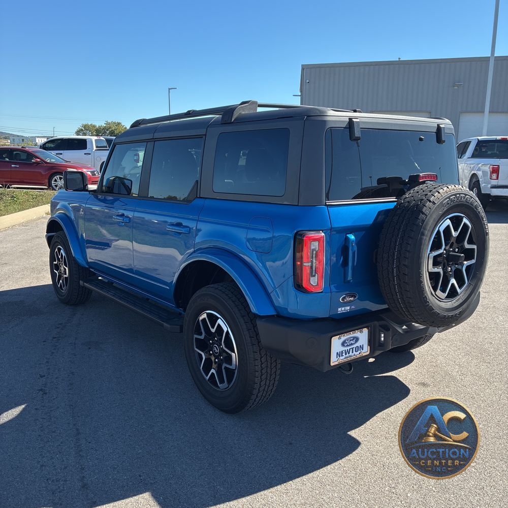 2024 Ford Bronco Outer Banks