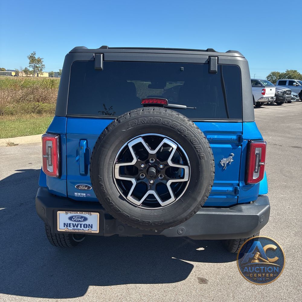 2024 Ford Bronco Outer Banks