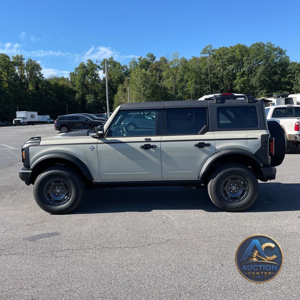 2025 Ford Bronco Outer Banks