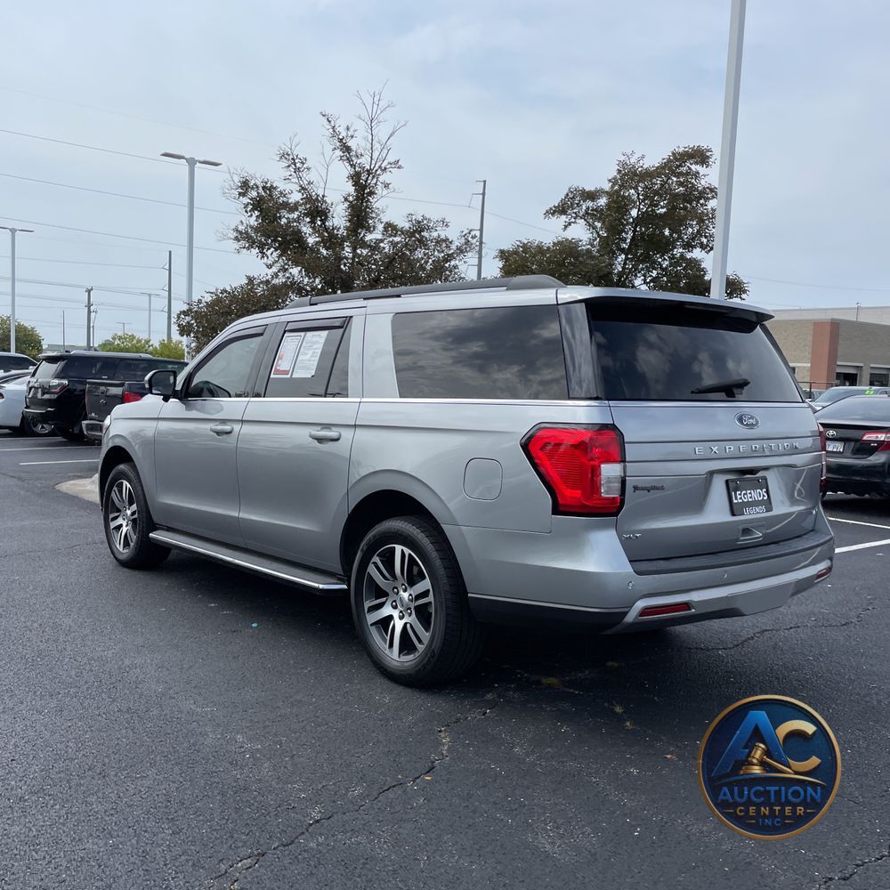 2022 Ford Expedition Max XLT