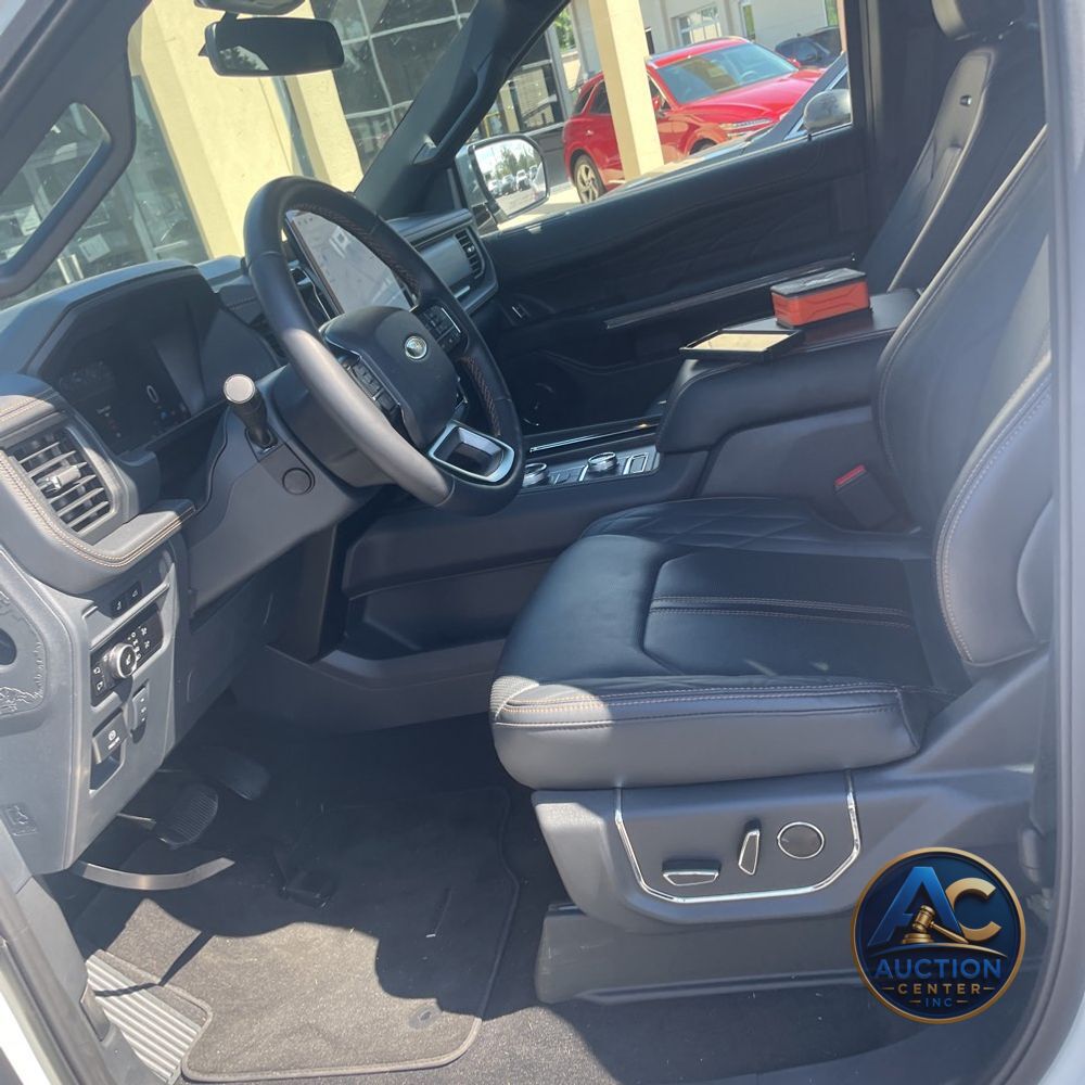 2024 Ford Expedition MAX Platinum