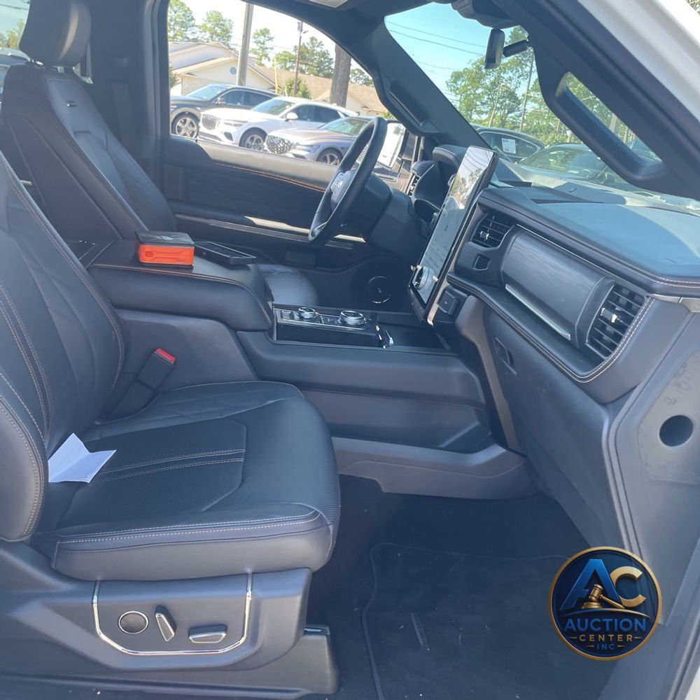 2024 Ford Expedition MAX Platinum