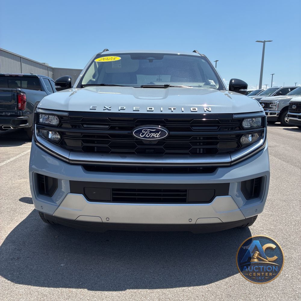 2025 Ford Expedition MAX Platinum