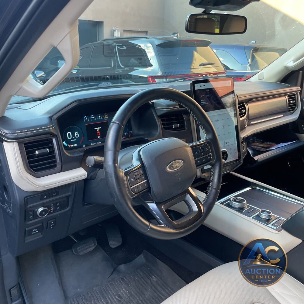 2022 Ford Expedition MAX Platinum