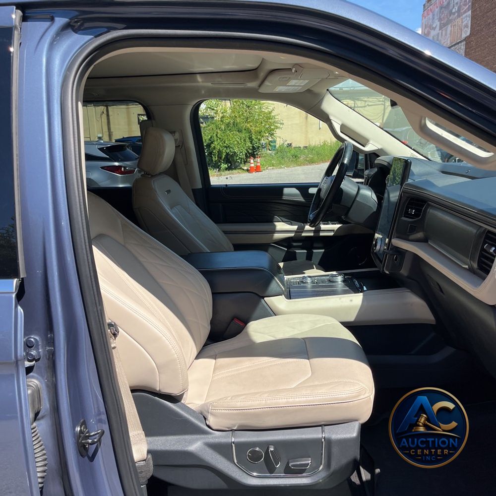 2022 Ford Expedition MAX Platinum