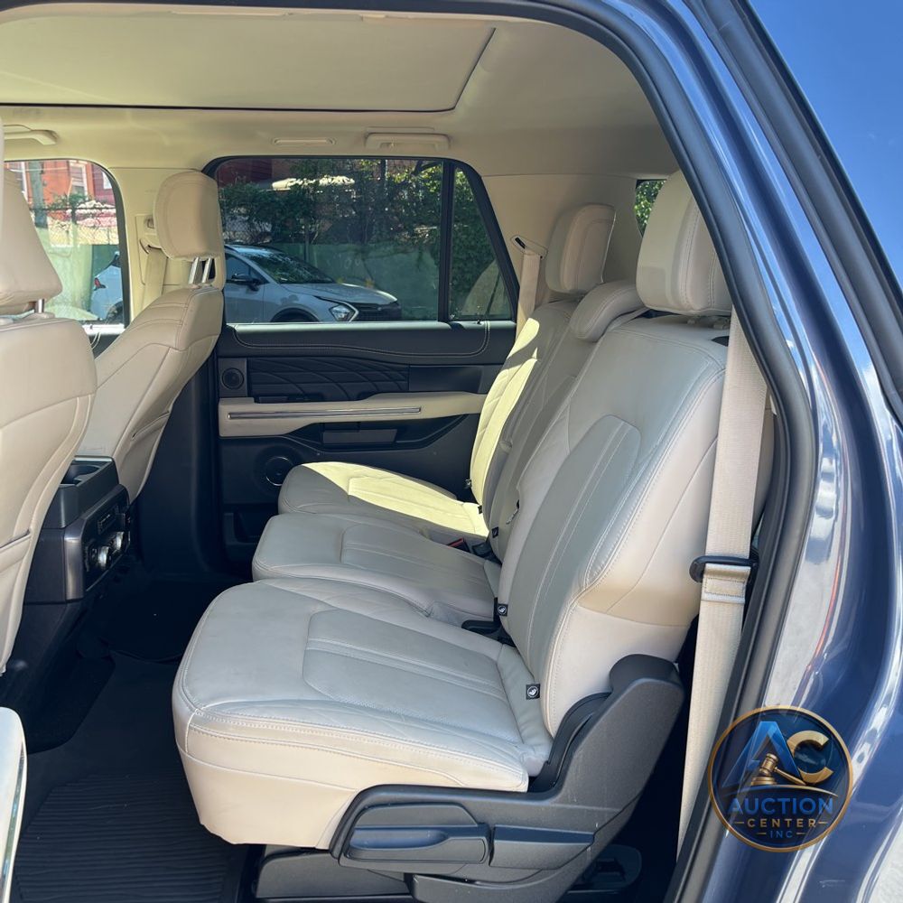 2022 Ford Expedition MAX Platinum