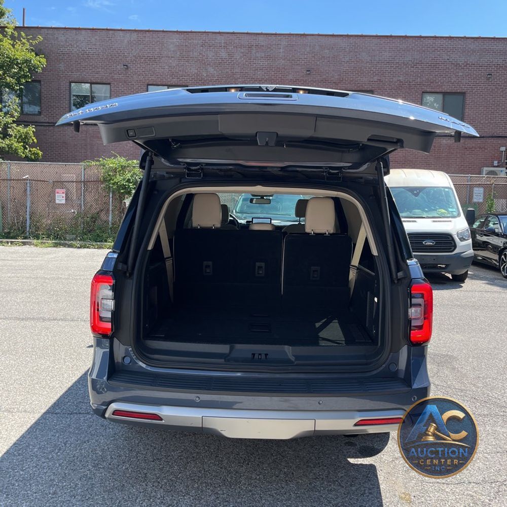 2022 Ford Expedition MAX Platinum