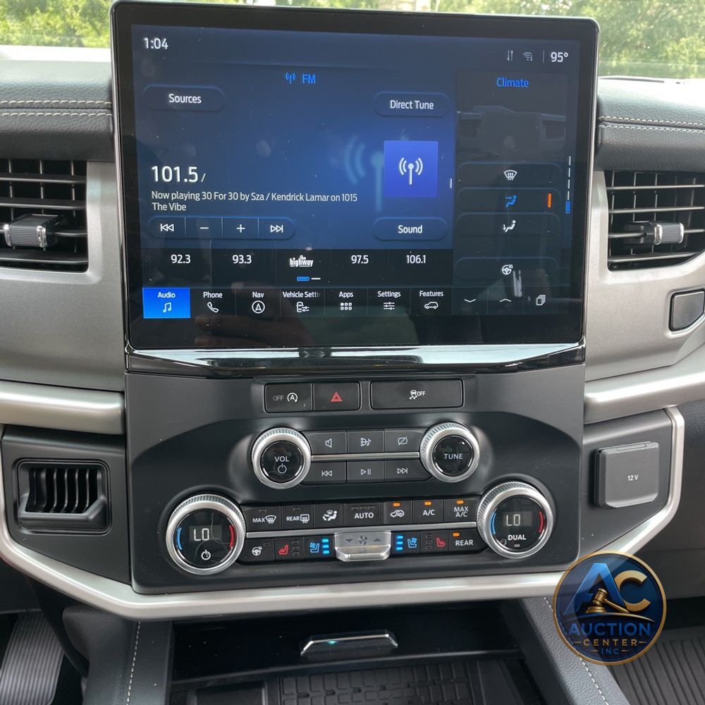 2024 Ford Expedition XLT