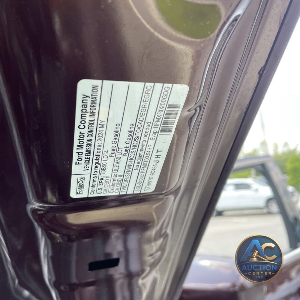 2024 Ford Expedition XLT