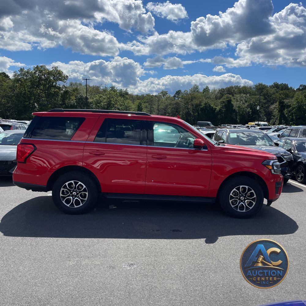 2024 Ford Expedition XLT