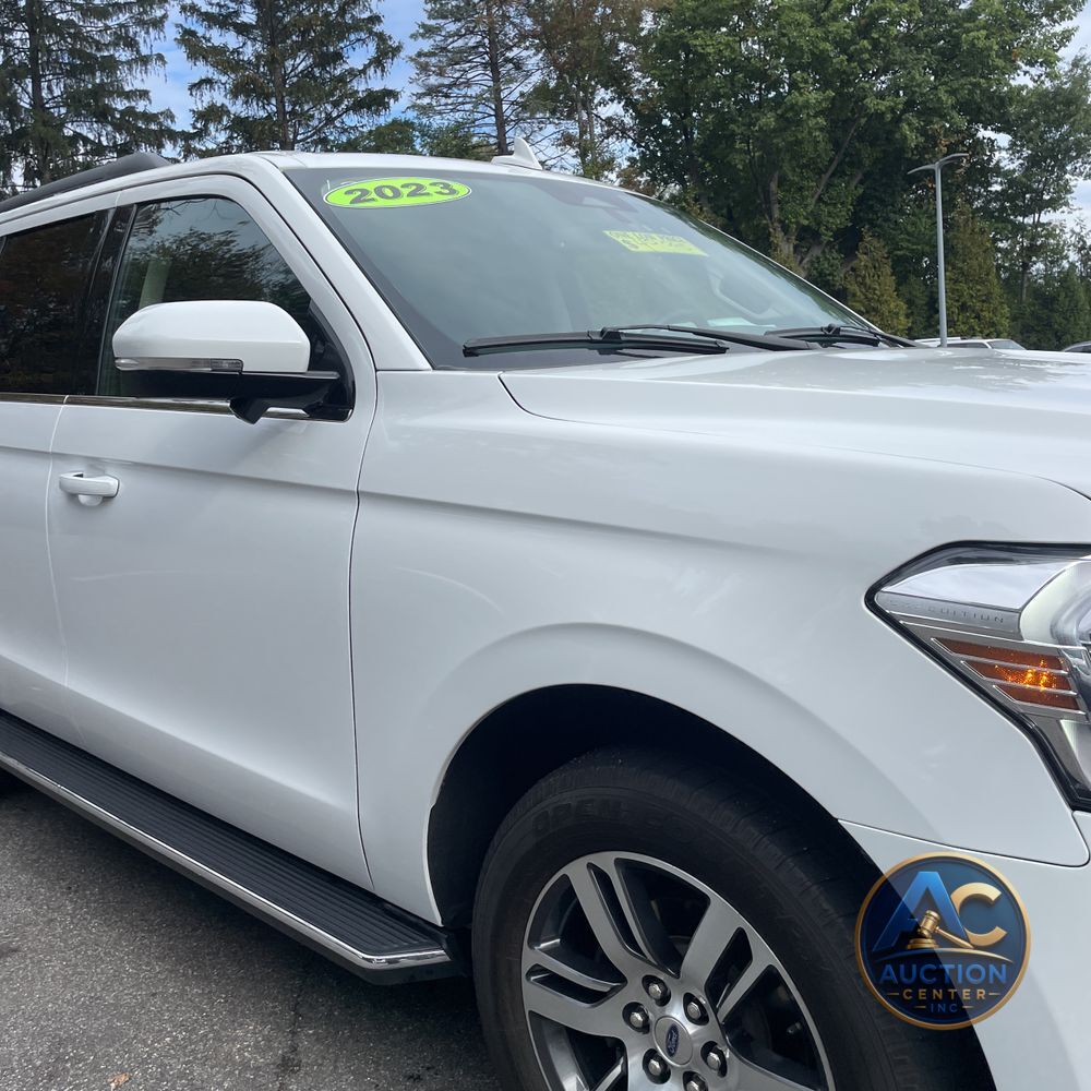 2023 Ford Expedition XLT