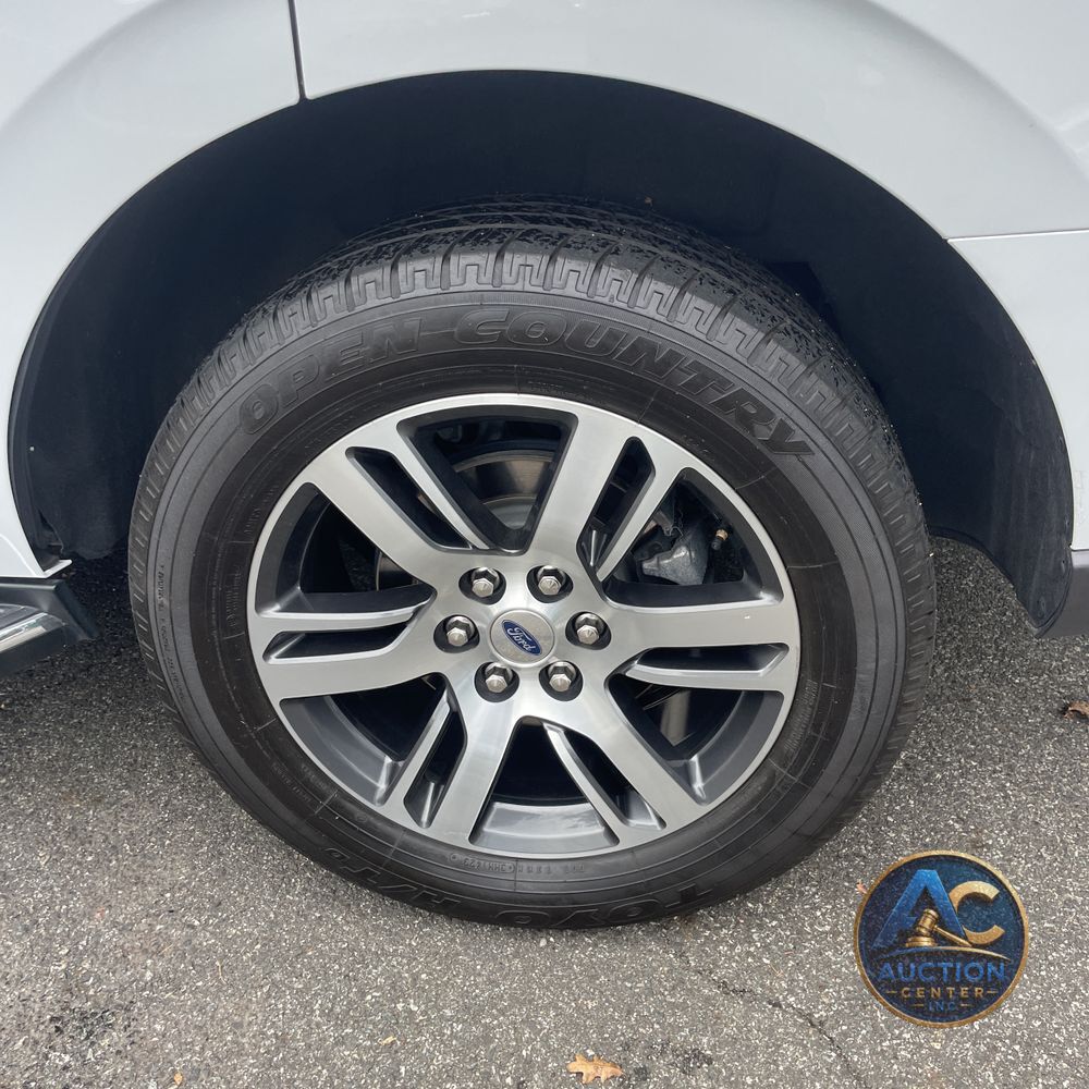 2023 Ford Expedition XLT